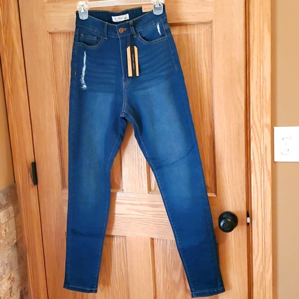 NWT Fashion Nova Skinny Jeans